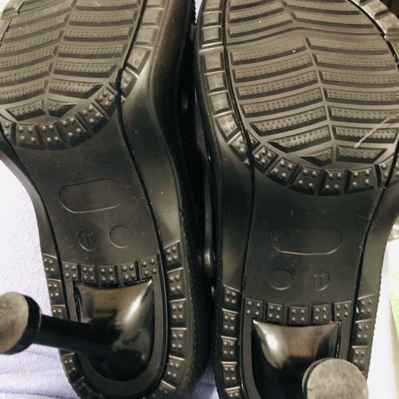 CROC LIKE HEELS-UNIQUE AND WORN ONCE - Picture 11 of 11